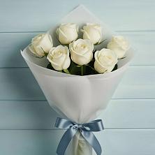 Букет 7 Белых роз Эдлесс Лав в Некрасовке Хабаровский край