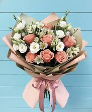 Букет цветов из:  Розы, Альстромерии и Лизиантусы в Некрасовке Хабаровский край
