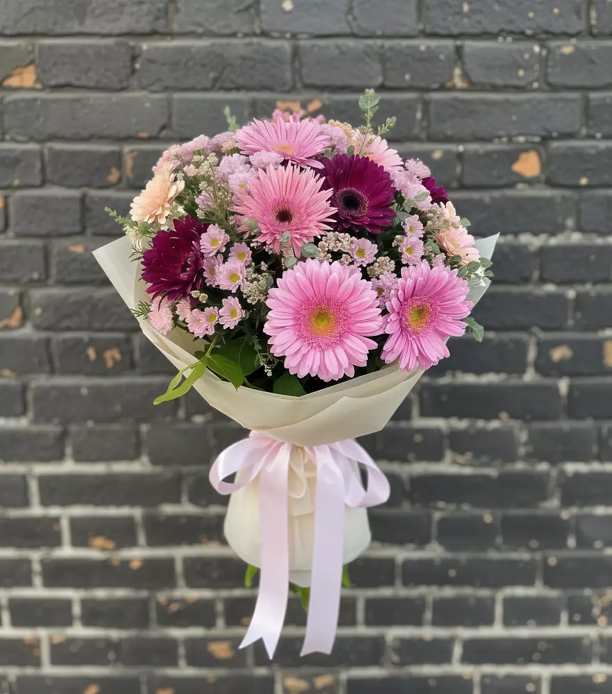 Букет цветов из: Герберы и Хризантемы в Некрасовке Хабаровский край