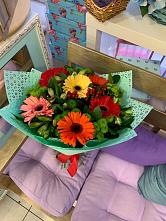Букет цветов из:  Герберы, Хризантемы и Альстромерии #REPLACE_PRED# Некрасовке Хабаровский край