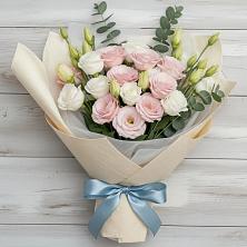 Букет цветов из:  Лизиантусы в Некрасовке Хабаровский край