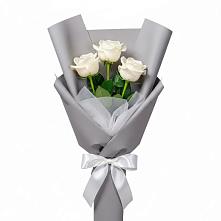 Букет 3 белые розы в Некрасовке Хабаровский край