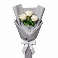 Букет 3 белые розы в Некрасовке Хабаровский край