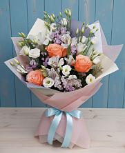 Букет цветов из:  Лизиантусы, Розы, Альстромерии и Гипсофила в Некрасовке Хабаровский край