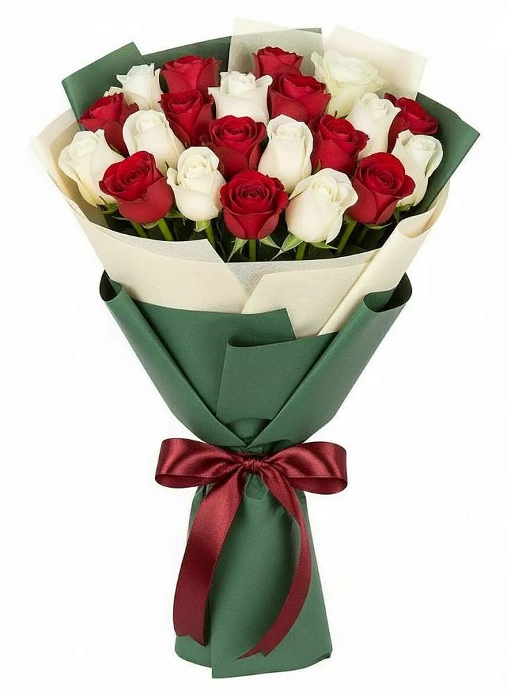 Букет Микс из красных и белых роз в Некрасовке Хабаровский край