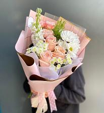 Букет цветов из:  Хризантемы и Розы в Некрасовке Хабаровский край