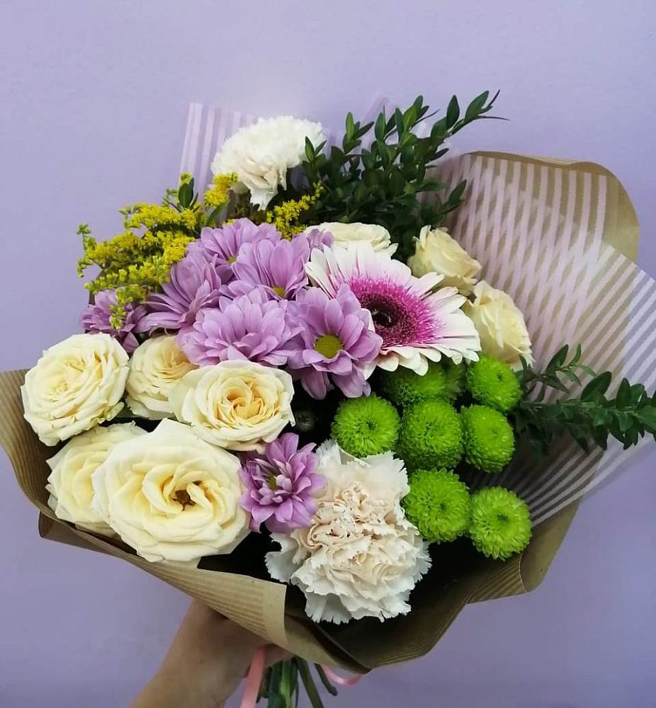 Букет цветов из: Хризантемы, Розы, Гвоздики и Герберы в Некрасовке Хабаровский край