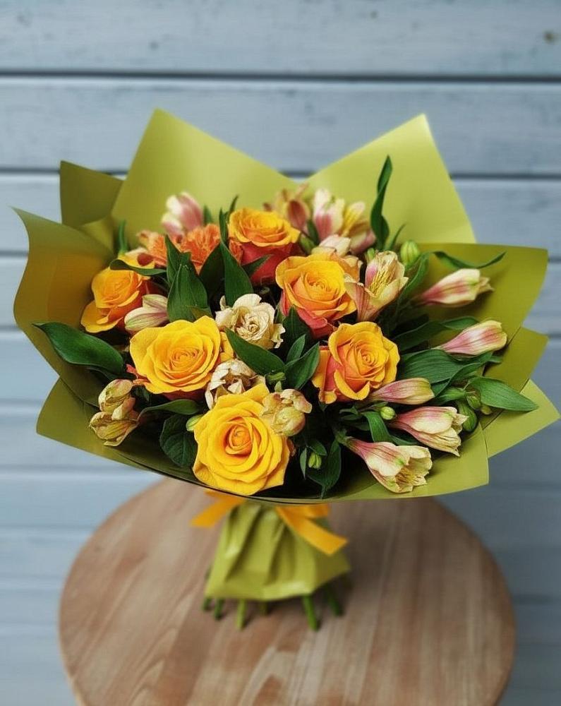 Букет цветов из: Альстромерии и Розы в Некрасовке Хабаровский край