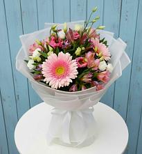Букет цветов из:  Герберы, Альстромерии и Лизиантусы в Некрасовке Хабаровский край