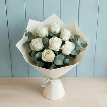 Букет Белые розы в Эвкалипте в Некрасовке Хабаровский край